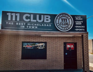111 CLUB BAR - Calexico