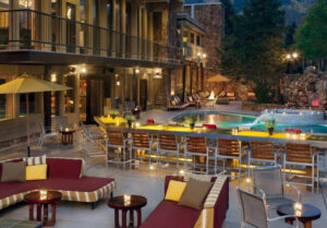 39 Degrees Lounge - Aspen