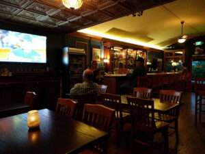 4th Street Bar and Grill - La Center
