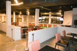 5th Avenue Restaurant & Lounge - Mobile