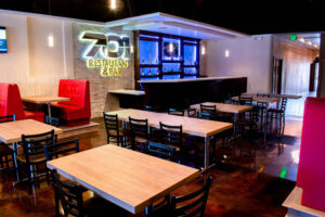 701 Restaurant & Bar - Montebello