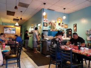 808 Grindz Cafe - Lahaina