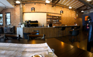 AROMA Coffee & Wine - Crystal Lake