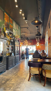 Alzavino Wine Tavern - Wichita