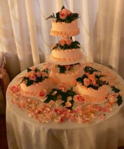 Ana's Cakes & Bakery - Crystal Lake