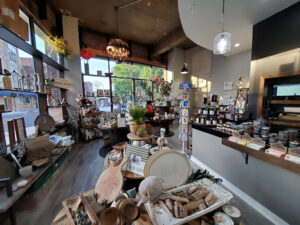 Angello's Scoops & Unique Gifts - Salisbury
