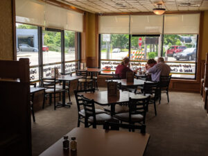Antoinette's Casual Dining - Plymouth