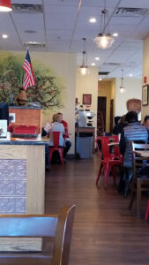 Apple Walnut Café - Broomall