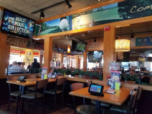 Applebee's Grill + Bar - Commack