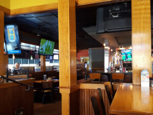 Applebee's Grill + Bar - Gladstone