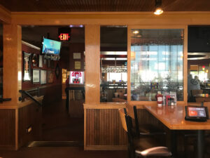 Applebee's Grill + Bar - Hays
