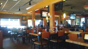 Applebee's Grill + Bar - Garden City
