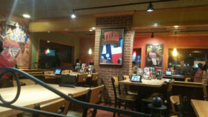 Applebee's Grill + Bar - Tyler