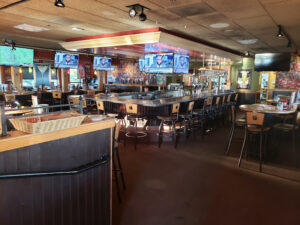 Applebee's Grill + Bar - Redwood City