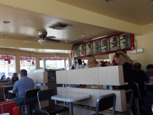 Arry's Super Burgers - Montebello