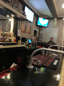 BAR “W” - Newport