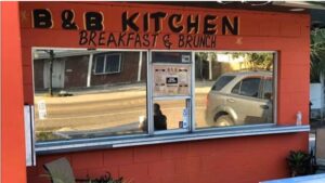 B&B kitchen - Winter Haven