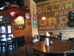 BLACKSTONE PUB & EATERY - Gadsden