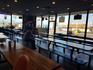 Barro's Pizza - Walnut