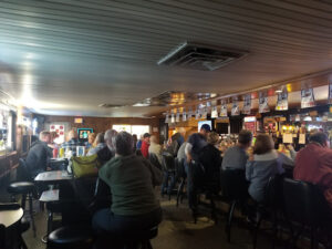 Bee Hive Barn & Grill - Neenah