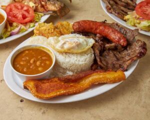 Bella's Bakery & Cafe - Elmont
