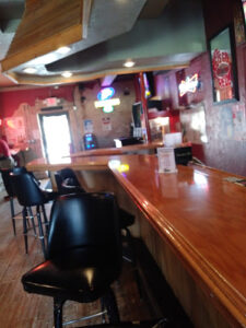 Benchwarmers Bar - Kaukauna