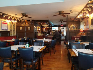 Benjamin's - Newport