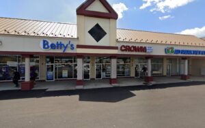 Betty's Bistro - Villa Park