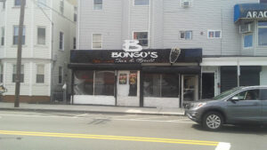 Bongo's bar and grill - Lawrence