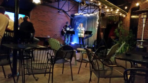 Bottle & Tap music cafe - Baton Rouge