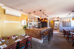 Bouquet Restaurant - Covington