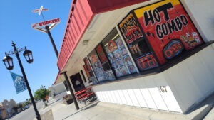 Boy's Burgers Hemet - Hemet