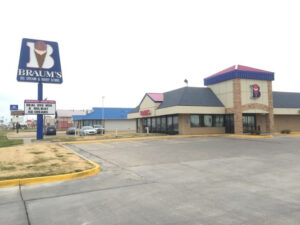 Braum's Ice Cream & Dairy Store - McPherson
