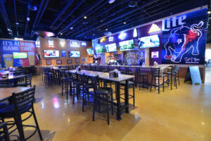 BreWingZ Restaurant and Bar - Pearland