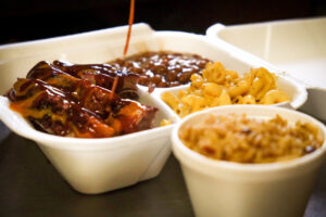 Brother's Bar-B-Que Pit - Miami Gardens