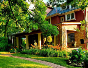 Brownsville Road House: Bed & Breakfast - Pittsburgh