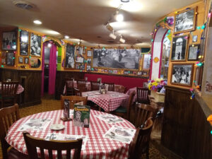 Buca di Beppo Italian Restaurant - Naples