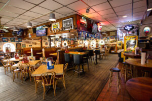 Buckett's Wings & More - Fort Myers