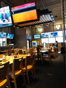 Buffalo Wild Wings - Hayward