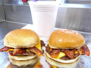 Burger 81 - Bay City