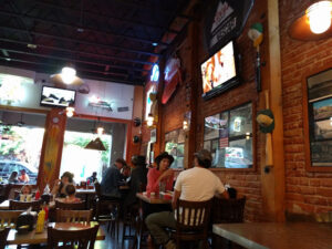 Buster's Burgers & Brew - Willits