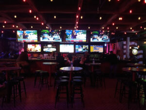 CASH: Restaurant & Bar - El Paso