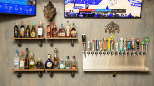 CJ's Pizza Bar & Grill - Rocklin