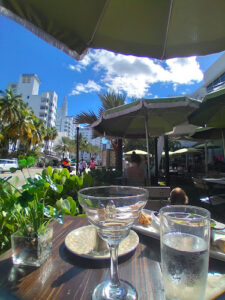Cafe Americano Collins Avenue - Miami Beach