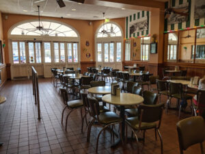 Cafe Du Monde Covington - Covington