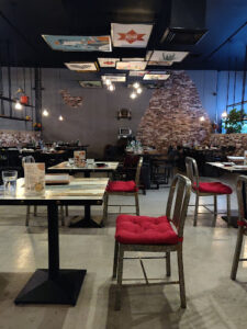 Café Wang Chinese Fusion & Bar - La Verne