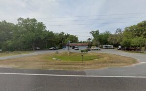 Captain Fins Snack Shack - Crystal River