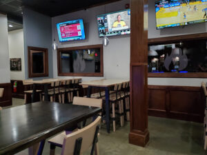Cast Plates & Pints - Roanoke