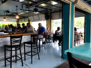 Casual Clam Seafood Bar & Grill - St. Petersburg