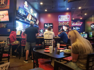 Center Court Pizza & Brew - League City